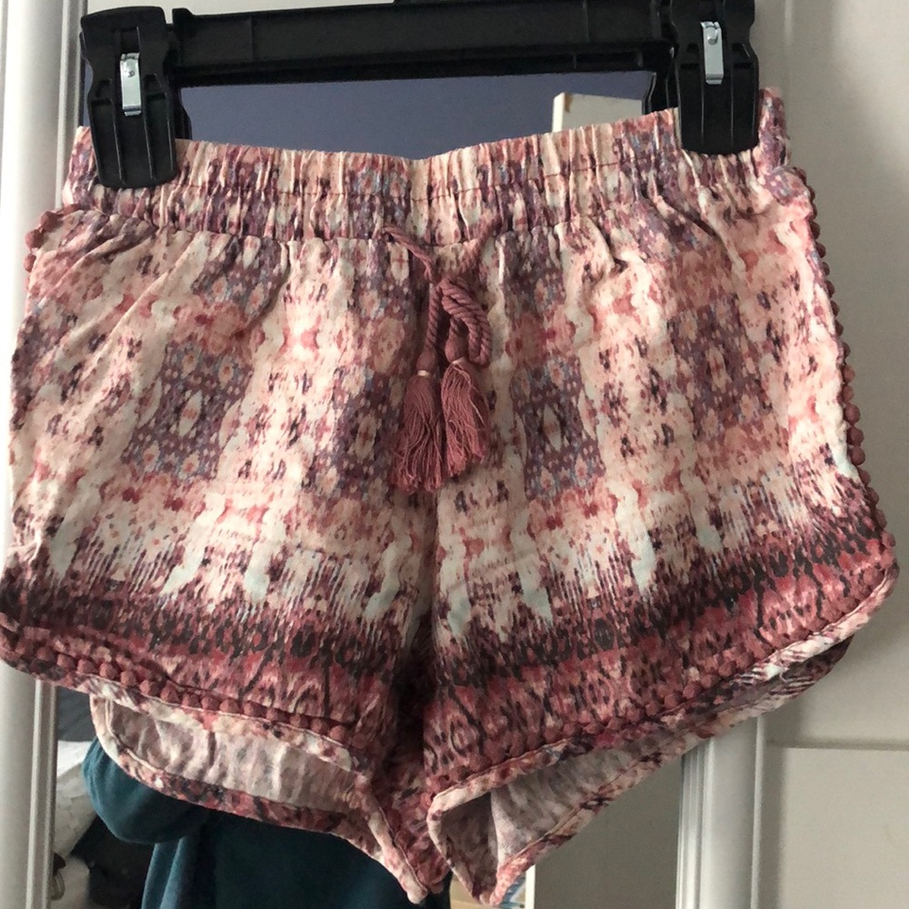 Aeropostale flowy shorts
